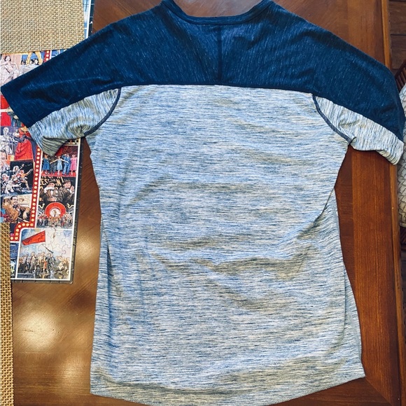 🧨American Eagle Mens Henley T- Shirt (thin) Size: L (SEND ANY OFFER‼️)🧨 - Picture 3 of 3